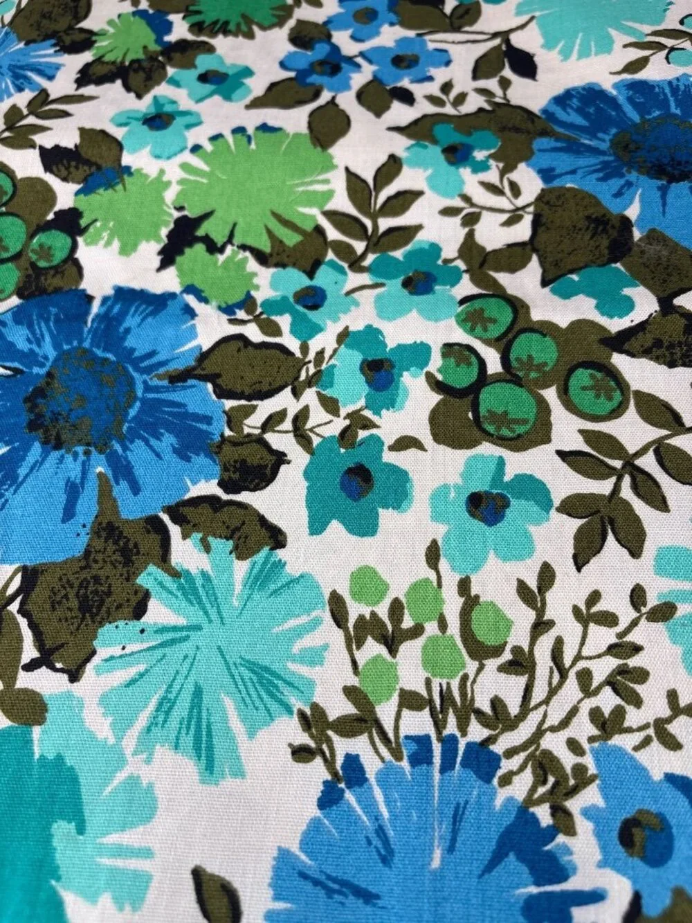 Dupont Upholstery Fabric Floral Print 1/2 yard x 46